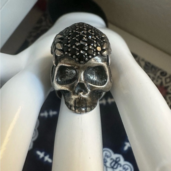 Vivienne Westwood Skull Ring - Picture 2 of 7